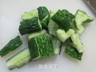 核桃仁拌青瓜的做法步骤：4