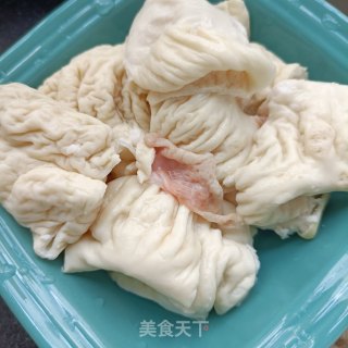 卤肥肠的做法步骤：1