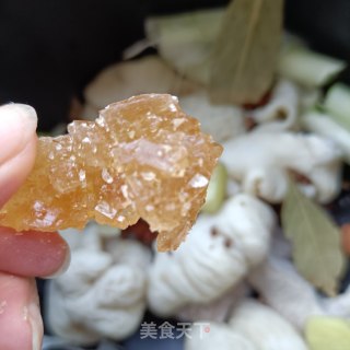 卤肥肠的做法步骤：7