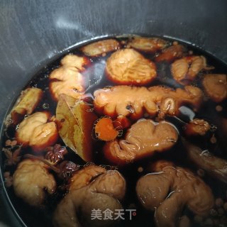 卤肥肠的做法步骤：12