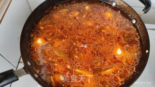 酸菜芋儿鸡的做法步骤：7