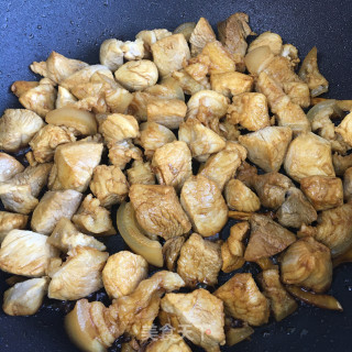 香菇板栗红烧肉的做法步骤：8