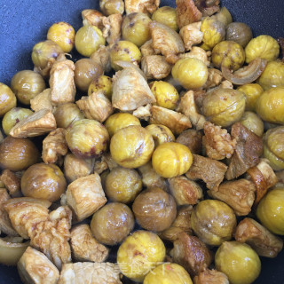 香菇板栗红烧肉的做法步骤：9