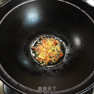 辣炒藕条的做法步骤：1