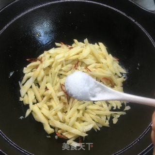 辣炒藕条的做法步骤：4