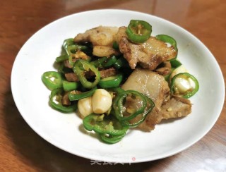 小炒回锅肉的做法步骤：7