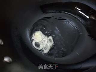 蟹黄烧白菜的做法步骤：4