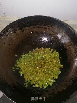 碎椒炒蛋的做法步骤：4