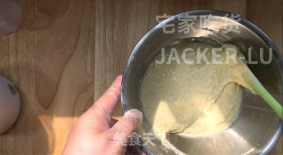 超简单香蕉松饼，软软糯糯，天然食材，健康美味，简单又快手。的做法步骤：5