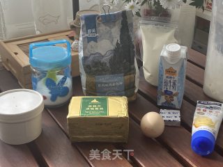 早餐必备，松软香甜超好吃的奶香排包！的做法步骤：1