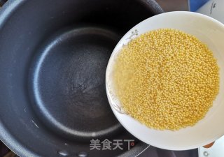 小米南瓜红枣粥的做法步骤：3