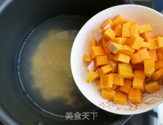 小米南瓜红枣粥的做法步骤：4