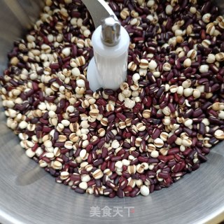 小豆薏米粉的做法步骤：2