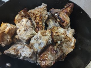 红烧排骨的做法步骤：6