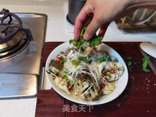 清蒸黄鱼的做法步骤：19