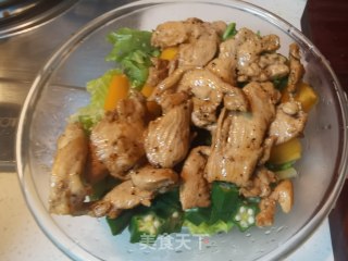 鸡胸蔬菜沙拉的做法步骤：22