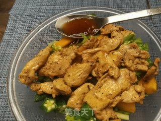 鸡胸蔬菜沙拉的做法步骤：24