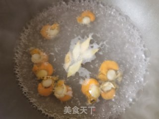 扇贝肉拌松花蛋的做法步骤：6