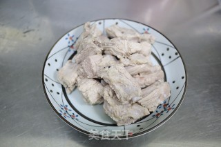 风味啤酒炖排骨的做法步骤：2