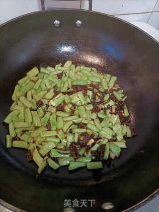 梅干菜炒豆角的做法步骤：12