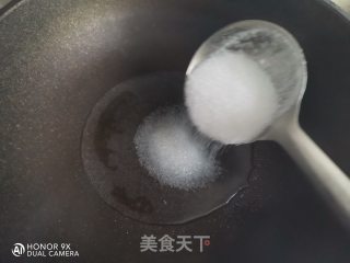 椰香拔丝南瓜的做法步骤：7