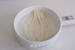 重庆小面的做法步骤：2