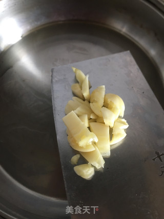 土豆丝炒韭菜的做法步骤：5