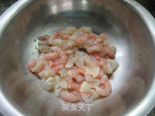 咸菜巴沙鱼柳虾仁煎饼的做法步骤：5