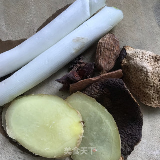 啤酒红烧肉的做法步骤：4