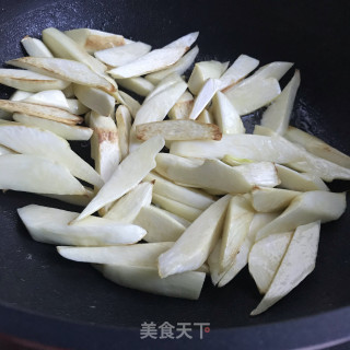 油焖茭白的做法步骤：6