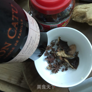 辣皮子红酒炖牛肉的做法步骤：4