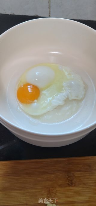 蟹味菇番茄鸡蛋汤的做法步骤：5