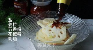炸香辣藕片的做法步骤：2