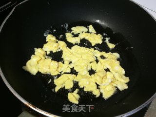虾仁青菜鸡蛋炒饭的做法步骤：5