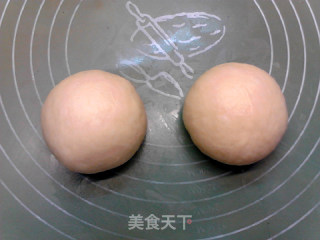蛋黄腊肠面包的做法步骤：10