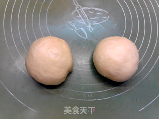 蛋黄腊肠面包的做法步骤：14