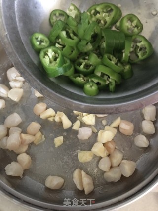 韭菜炒鲜贝的做法步骤：5