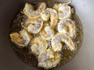 孜然麻辣虾球的做法步骤：5
