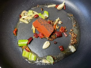 牛肉卷豆芽煮粉条的做法步骤：6