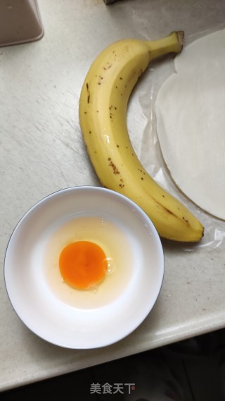 手抓饼香蕉卷的做法步骤：2