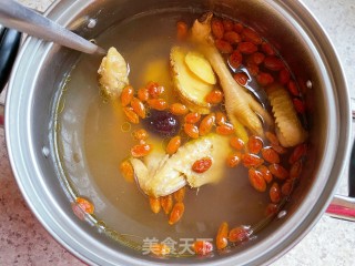 鲍鱼鸡汤的做法步骤：6