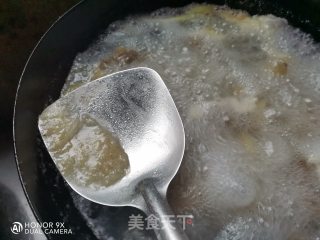 莲藕炖猪蹄的做法步骤：8