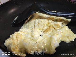 鸡蛋白菜梗炒肉片的做法步骤：2