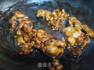 红烧鸡肉饭的做法步骤：4