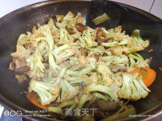 酸豆角花菜炒肉的做法步骤：7