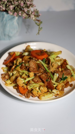 酸豆角花菜炒肉的做法步骤：8