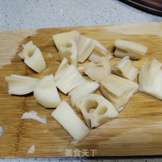 莲藕肉丸的做法步骤：1