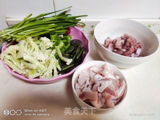 扁豆花菜炒肉的做法步骤：1