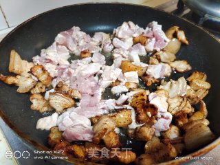 扁豆花菜炒肉的做法步骤：3