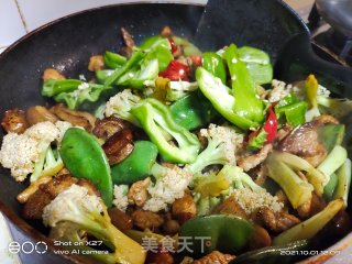 扁豆花菜炒肉的做法步骤：6